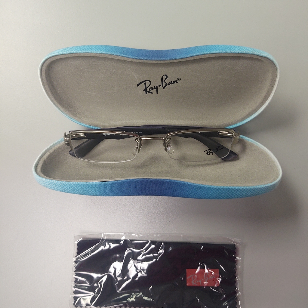 Ray Ban Eyewear/Glasses